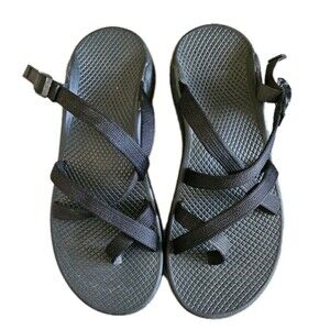 Chaco Zong Ecotread Black Strappy Hiking Sandals Womens Sz 8
